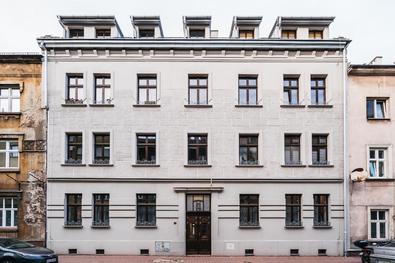Queen Studio - Loftaffair Krakau Buitenkant foto
